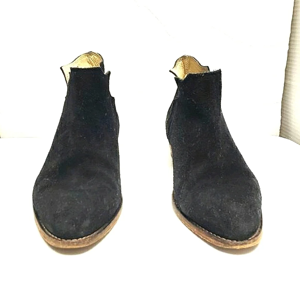 Matt Bernson Classic sz 9 suede Side Split Booties black